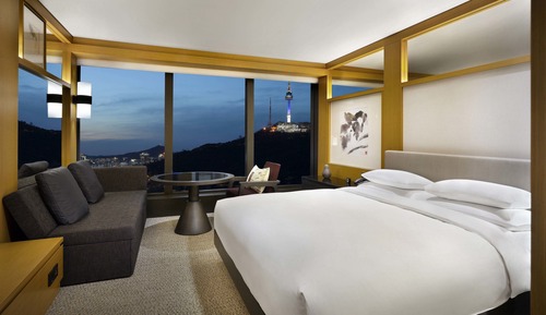 Club Room, 1 King Bed