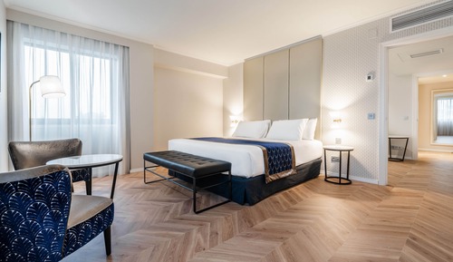Premium Room