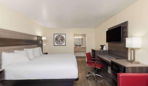 Room, 1 King Bed, Non Smoking