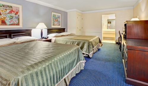 Double Room, 2 Double Beds