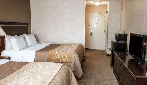 Standard Room, 2 Queen Beds, Non Smoking