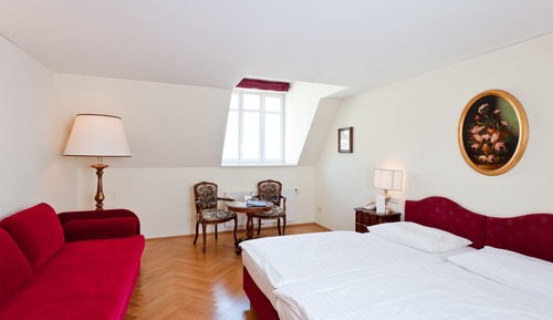 Standard Quadruple Room