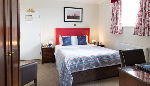 Double Room, 1 King Bed