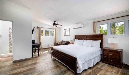 Room, 1 King Bed, Ocean View
