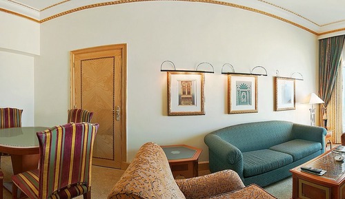 Suite, 1 King Bed