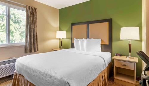 Studio, 1 Queen Bed, Non Smoking
