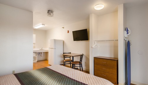 Studio, 1 Queen Bed, Accessible, Non Smoking