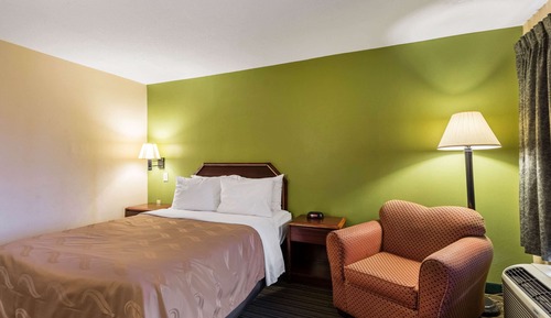 Standard Room, 1 King Bed, Non Smoking