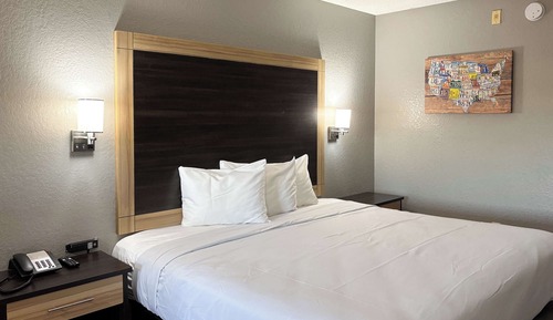 Deluxe Room, 1 King Bed, Non Smoking