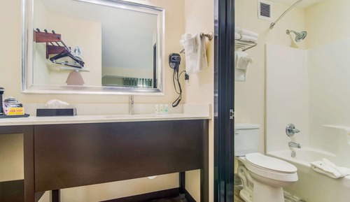 Suite, 1 King Bed, Non Smoking