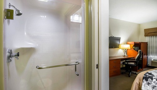Standard Room, 1 King Bed, Smoking