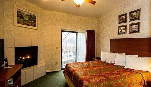 Luxury Room, 1 King Bed (No Pets Allowed)