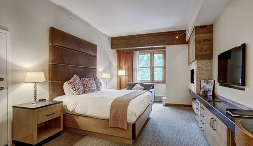Superior Room, 1 King Bed