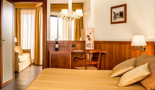Superior Junior Suite, balcone, vista mare ( Portobello)