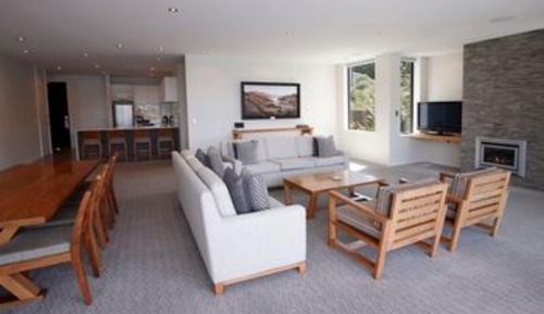 Executive Penthouse, 2 Bedrooms, Lake View