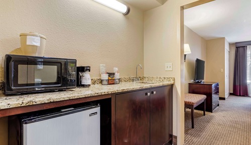 Suite, 2 Queen Beds, Non Smoking, Refrigerator & Microwave
