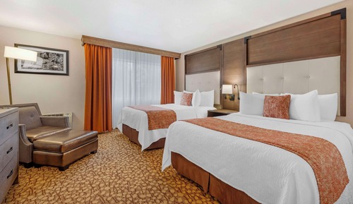 Suite, 2 Queen Beds, Non Smoking, Refrigerator & Microwave