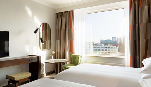Deluxe Twin Room, Canal View
