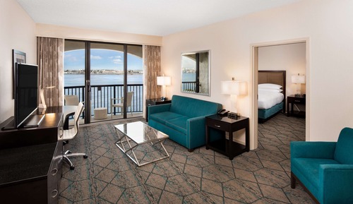 Suite, 1 Bedroom, 1 King Bed, Harbor View