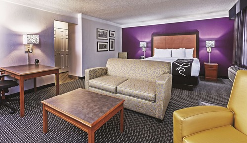Deluxe Room, 1 King Bed, Non Smoking