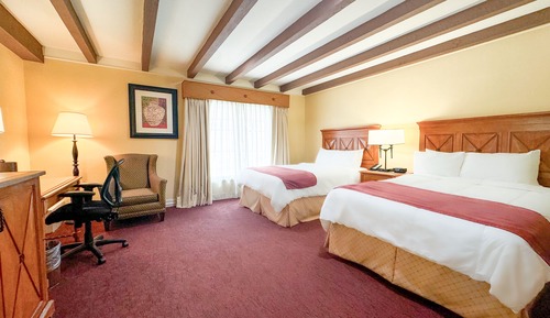 Standard Room, 2 Double Beds