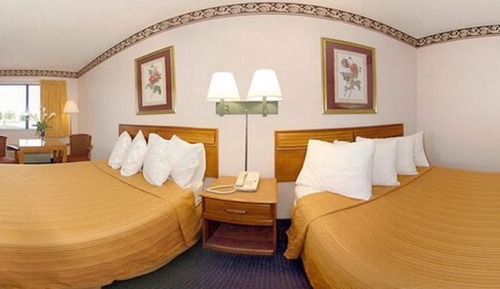 Room, 2 Double Beds, Accessible, Smoking