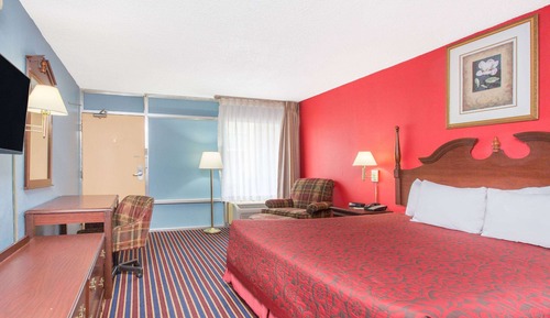 Room, 1 King Bed, Non Smoking