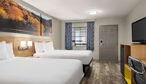 Room, 2 Queen Beds, Non Smoking