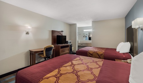Standard Room, 2 Queen Beds, Non Smoking