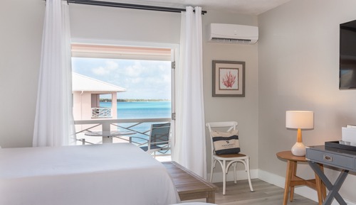 Room, 2 Queen Beds, Balcony, Partial Ocean View