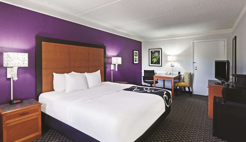 Room, 1 King Bed, Accessible, Non Smoking (Mobility Accessible)