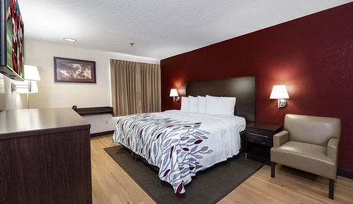 Standard Room, 1 King Bed, Smoking