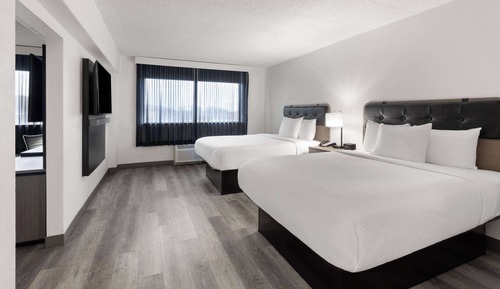 Suite, 2 Queen Beds, Non Smoking (1 Bedroom)