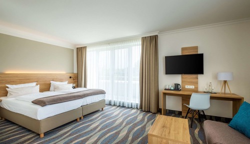 Suite, 1 Double Bed with Sofa bed, Non Smoking (1 Double Bed and 1 Person Sofa Bed)