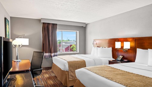 Deluxe Room, 2 Queen Beds, Non Smoking