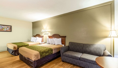 Standard Room, Multiple Beds, Non Smoking