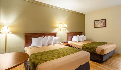 Standard Room, 2 Queen Beds, Non Smoking