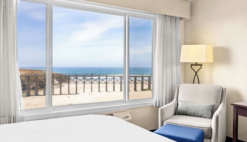 Standard Room, 2 Queen Beds, Refrigerator, Ocean View
