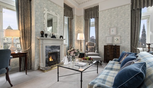 Suite (Castle View)