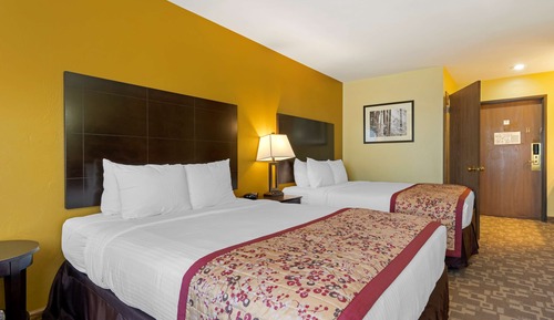 Standard Room, 2 Queen Beds, Accessible, Non Smoking (Bathtub)