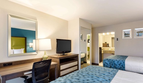 Room, 2 Queen Beds, Smoking (Pet Friendly)