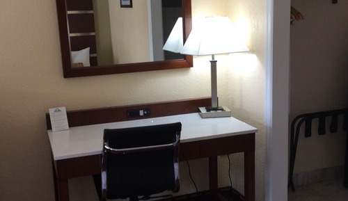 Standard Room, 1 King Bed