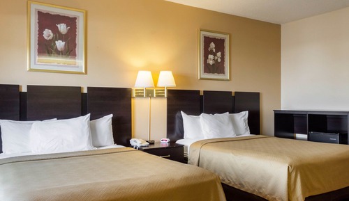 Standard Room, 2 Queen Beds, Non Smoking