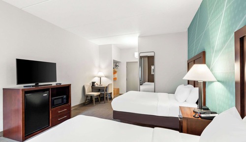 Standard Room, 2 Double Beds, Non Smoking