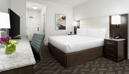 Deluxe Room, 1 King Bed