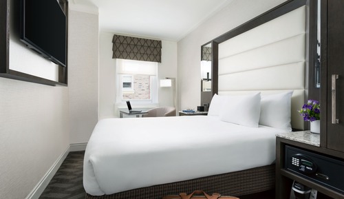 Room, 1 King Bed (Wicked Small Room)
