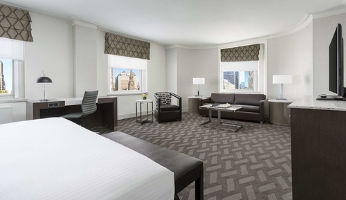 Studio Suite, 1 King Bed with Sofa bed