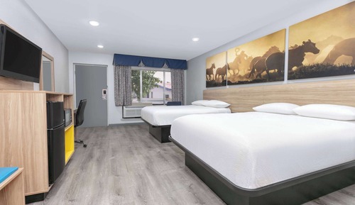 Room, 2 Double Beds, Smoking