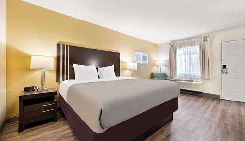 Room, 1 King Bed, Non Smoking