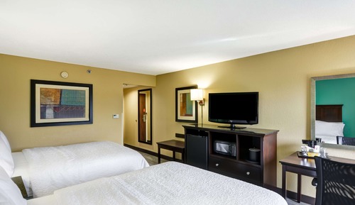 Room, 2 Queen Beds, Non Smoking, Bay View
